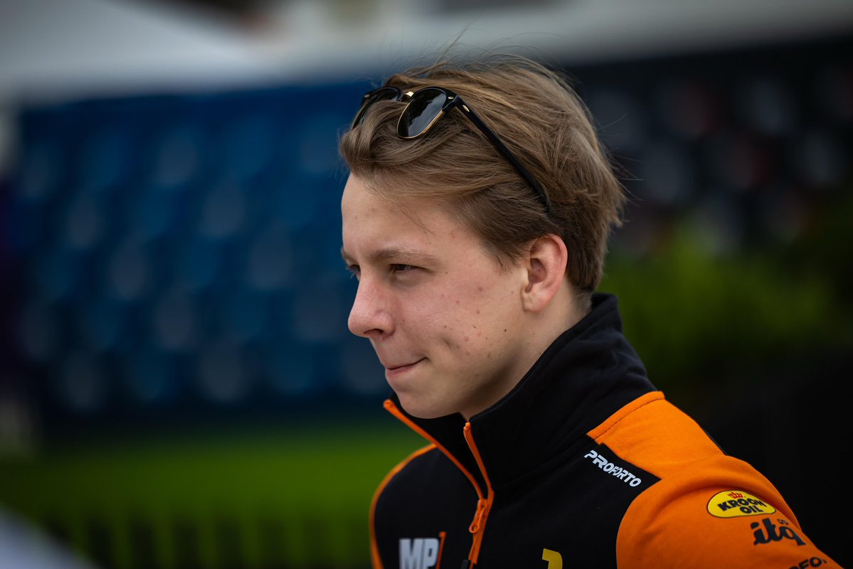 Oliver Goethe tweet media