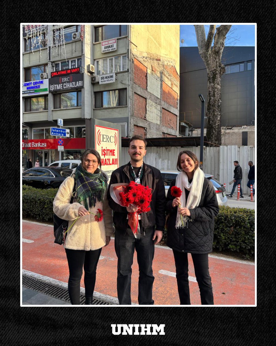 unihodrimeydan's tweet photo. Üniversite Hodri Meydan olarak, 8 Mart Dünya Kadınlar Günü'nde kadınlarımıza çiçeklerini takdim ettik. Hayatın her alanına değer katan, üreten ve ilham veren tüm kadınların günü kutlu olsun.

"Dünyada her şey kadının eseridir." -Mustafa Kemal Atatürk https://t.co/oCFlTrPWJy