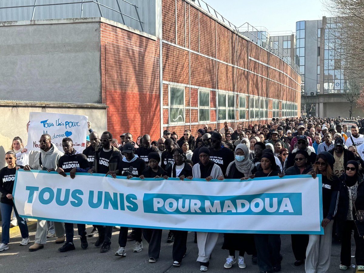 Le Parisien | 93 tweet media