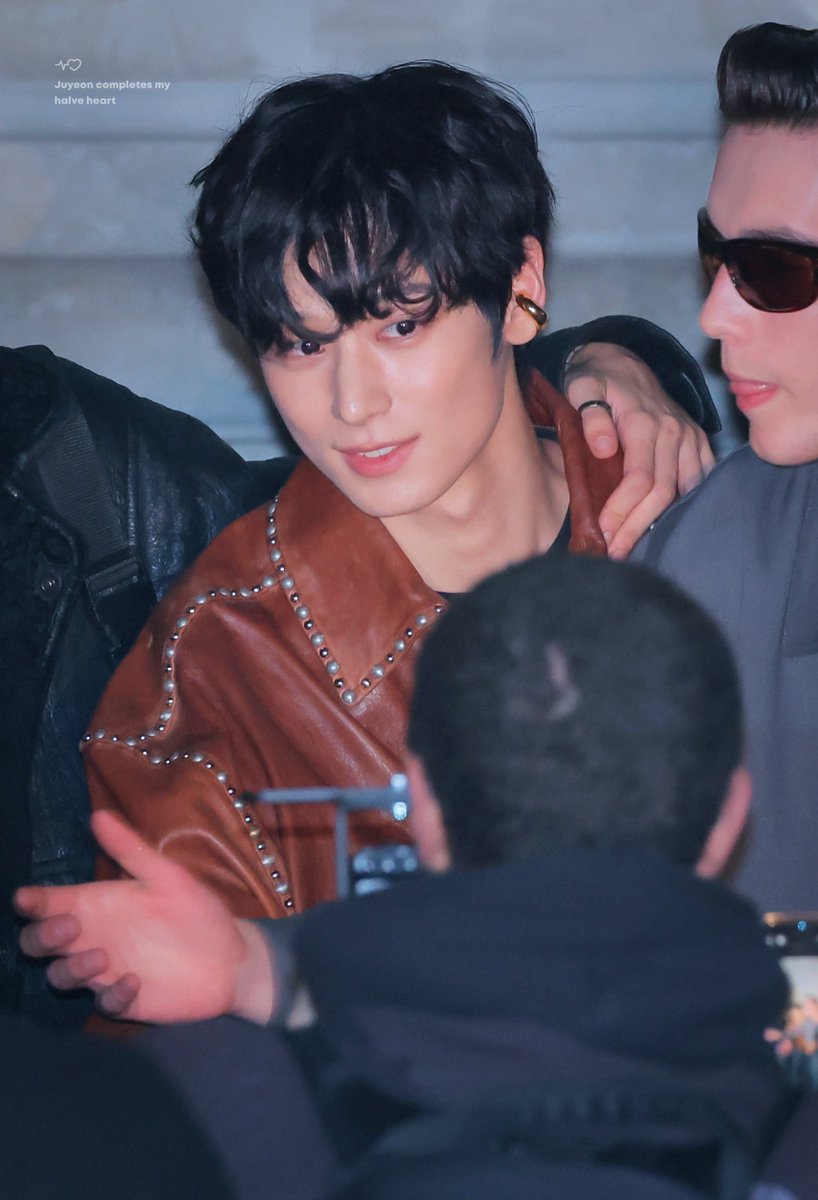 좌심방 tweet media