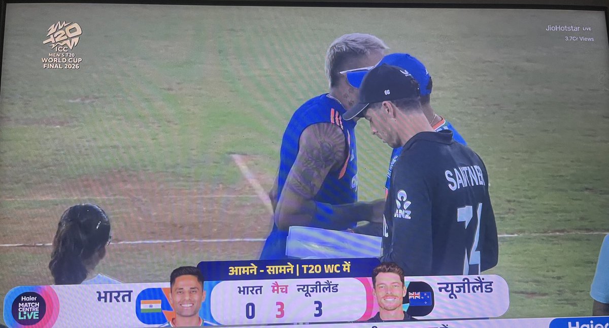 Random Update tweet media