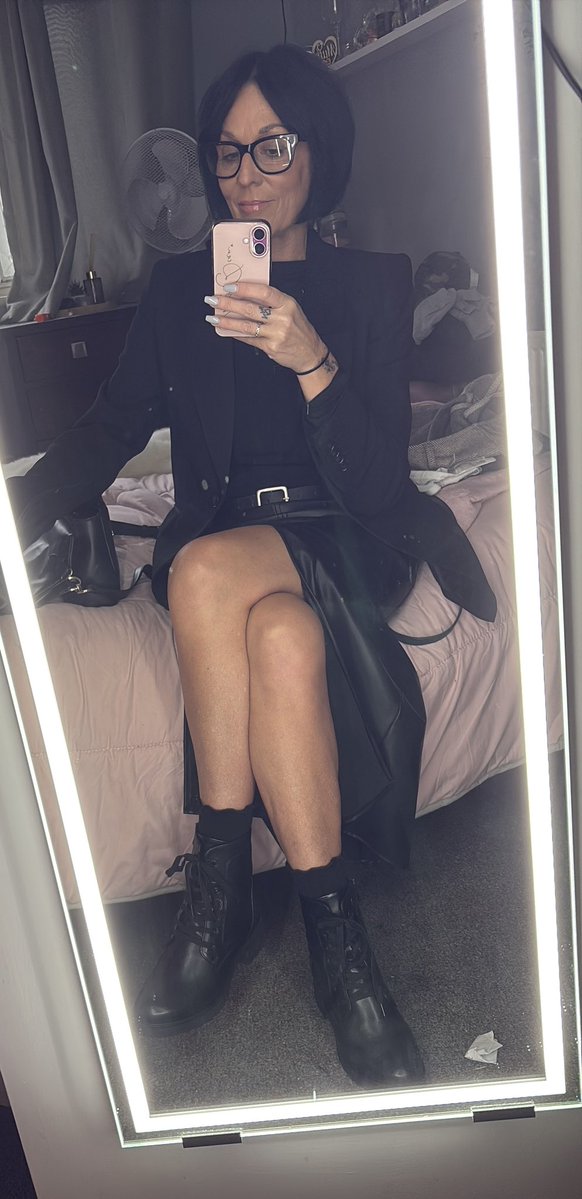 Vick 🖤 tweet media