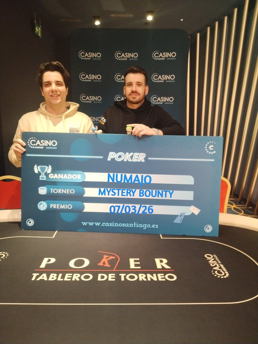 casino_santiago's tweet photo. El #MYSTERYBOUNTY finaliza tras una gran batalla por los sobres. #NUMAJO fue el mejor de la jornada y pudo llevarse a casa más de la mitad de los sobres.
El póker continúa hoy en Casino Santiago.
¡No te lo pierdas! ♥️♠️🍀 https://t.co/t7Y1qy6xl3