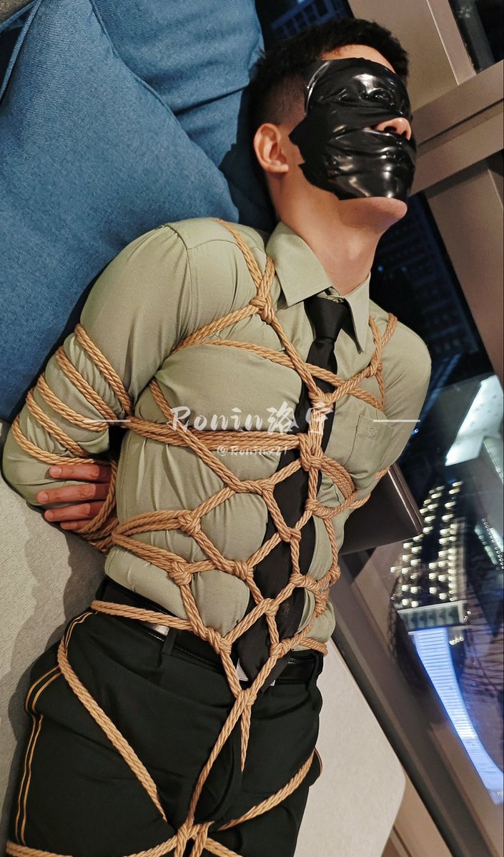 Ronin 洛宁 tweet media