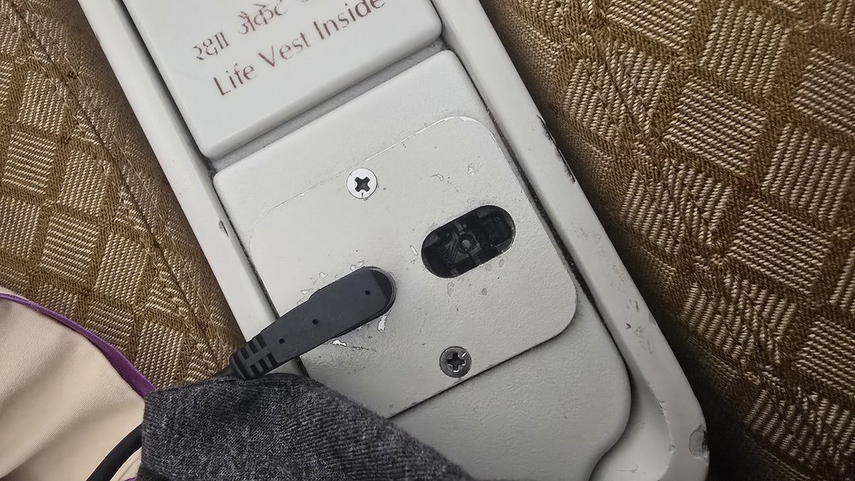 pancy716's tweet photo. @airindia It's a systemic problem not a me problem. You guys need to focus on mass issue resolution. Some more photos for you to look at https://t.co/9bzKq6oHXX