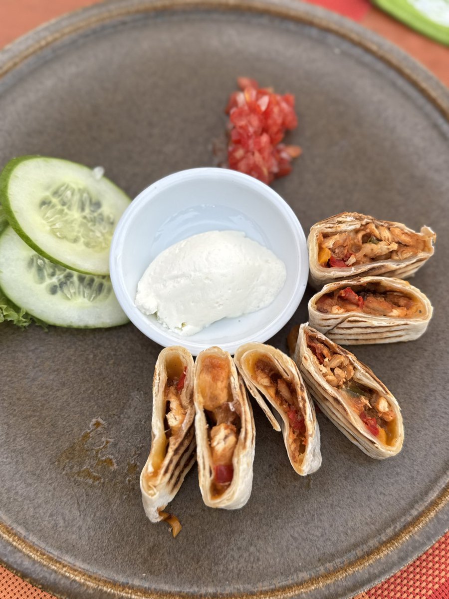 Warning: This appetiser may disappear in 3 seconds. #DhivehiMoments