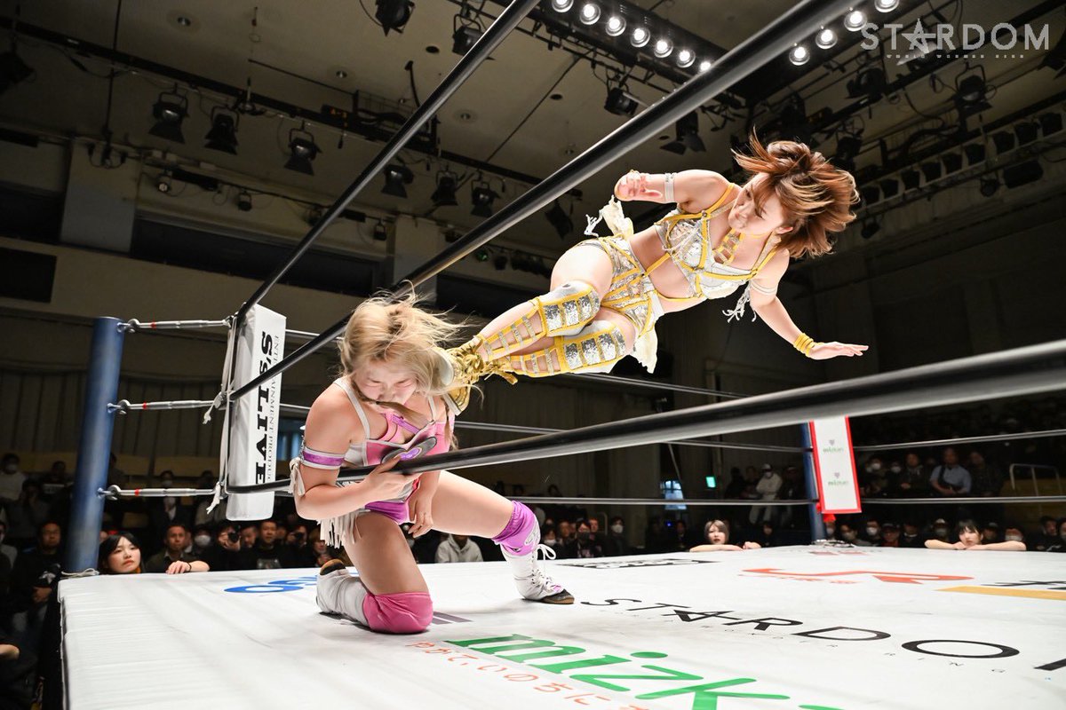 rian_stardom's tweet photo. シンデレラトーナメント2回戦。

私にとってずっと大事な存在で、
何度も壁として立ちはだかってきた相手。
そのなつぽいさんに
今日、初めて勝つことができました！

このまま無所属の梨杏がシンデレラになる

 #STARDOM   #スターダム https://t.co/Z0FMv3e6B0