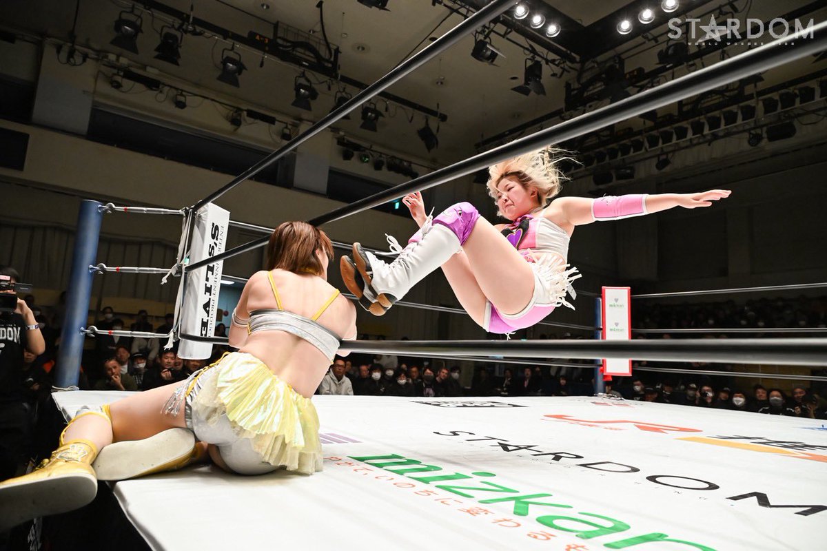 rian_stardom's tweet photo. シンデレラトーナメント2回戦。

私にとってずっと大事な存在で、
何度も壁として立ちはだかってきた相手。
そのなつぽいさんに
今日、初めて勝つことができました！

このまま無所属の梨杏がシンデレラになる

 #STARDOM   #スターダム https://t.co/Z0FMv3e6B0