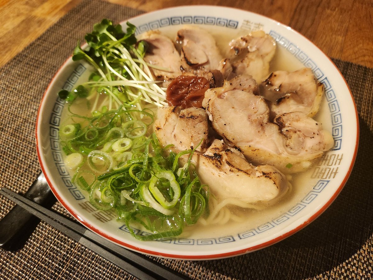 ラピス(ラズリ)@元素騎士 tweet media