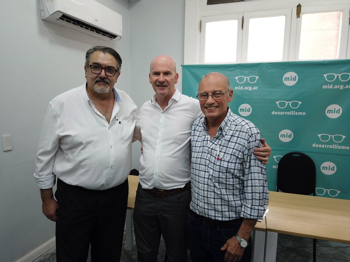 fermascetti's tweet photo. Convención Provincial del @midpba1 

Gracias @dipfalcone y @CarriqueJP por acompañarnos https://t.co/vVaG5hXxg0