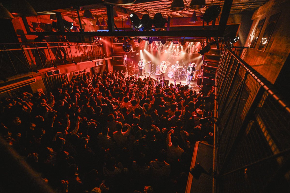 _kanaboon's tweet photo. 【#KBクリティカルヒットパレード】

KANA-BOON 47都道府県TOUR
「CRITICAL HIT PARADE」

🗾10/47：佐賀県
佐賀 GEILS

ありがとうございました！✨

photo by @AZUSA_TAKADA
＿＿＿＿＿＿＿＿

 NEXT>>>>京都MUSE
https://t.co/CqtEWdjeWl https://t.co/1u7fv4oFv6