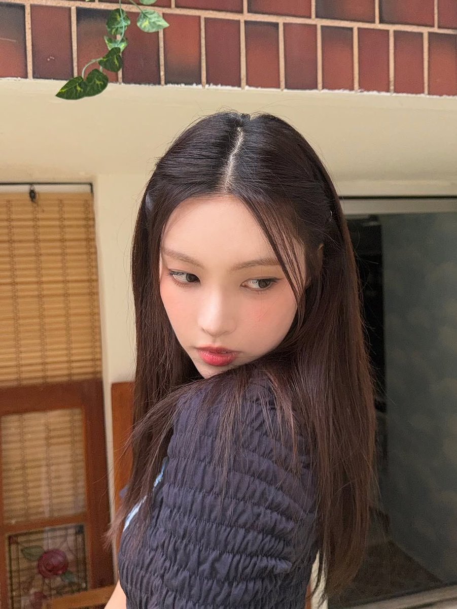 WORSTPETAL's tweet photo. ⠀

     ꒰  #LITNATION  ꒱
     ꔫ   ⎯⎯⠀ .  🌹

💭  𝗛𝗔𝗥𝗨𝗠 Happy International Women's day, everyone! You guys are more than brave, confident, and beautiful. Please keep your chain up and walk your way!

( @NATIONFFICIAL @BE__LIT )

⠀ https://t.co/D28l2bVfab