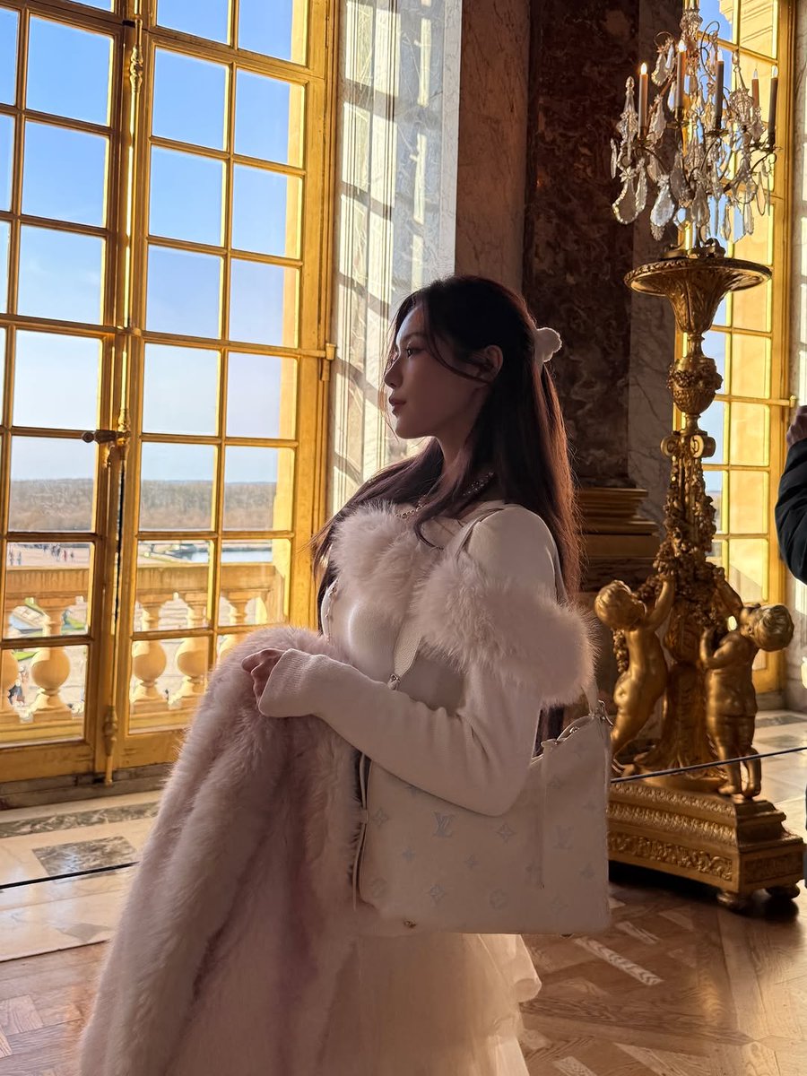 pinkyzhangkeyou's tweet image. ROSIE INSTAGRAM UPDATE 
#cpop #mandopop #girlsgroup #ELL_AND_S #若熙