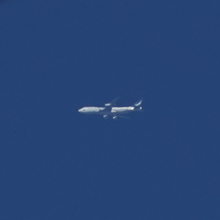 ponta70718103's tweet image. 今日のジャンボ #freighter #エアカーゴ #上空通過機
・CI5239便B747-400F(B-18718)  ANC→TPE  36,000ft.
#ChinaAirlinesCargo #CAL
・CX5便B747-8F(B-LJN)  NRT→TPE  36,000ft.
#CathayPacificCargo #CPA
・KZ7243便B747-400F(N406KZ)  NRT→TPE  36,000ft.
#AtlasAir #GTI