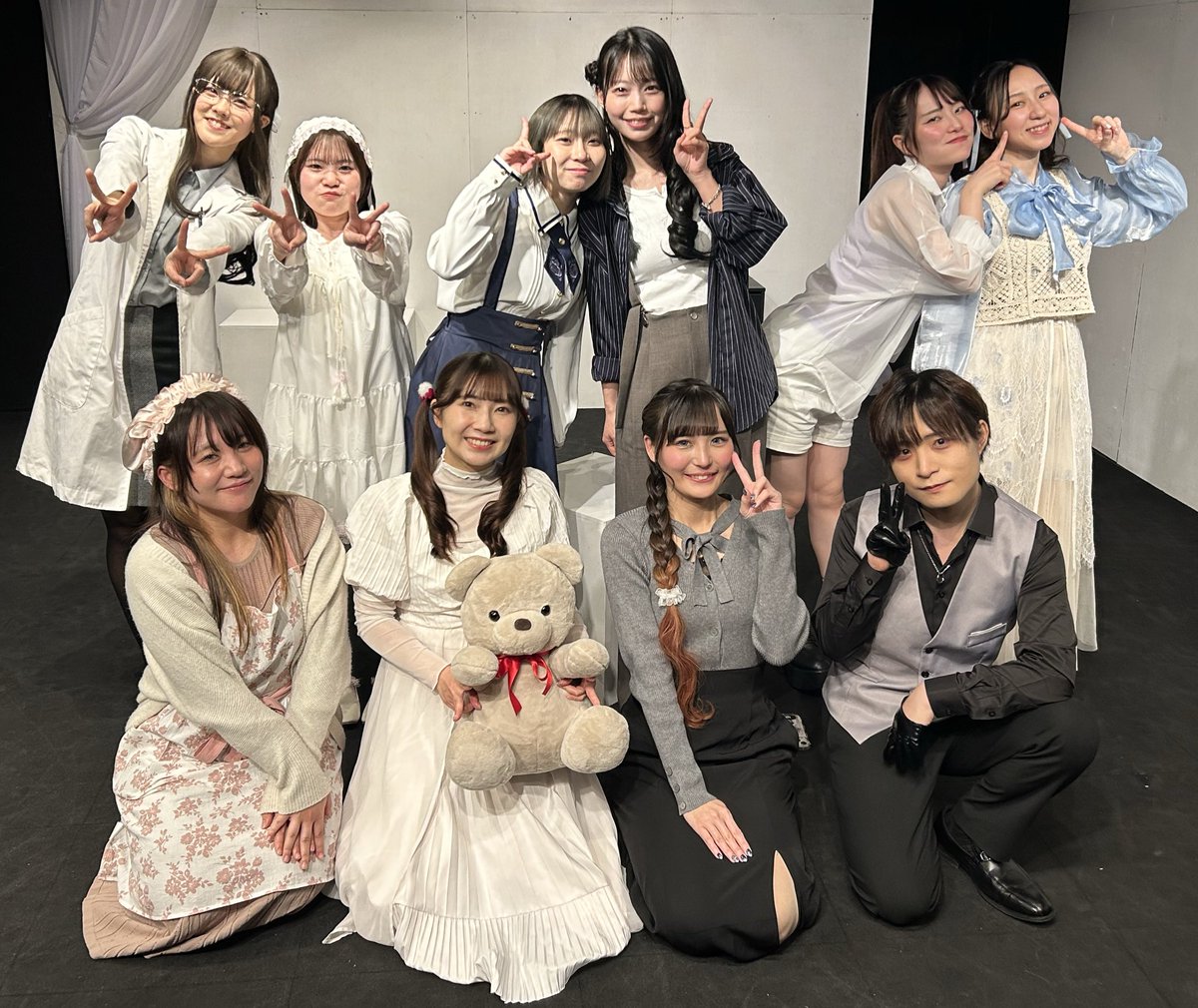MariMonster_O's tweet photo. #舞台イデア 〜ことほぎの庭〜
無事全公演終演いたしました！！
ご来場してくださった皆様、本当にありがとうございました🙇‍♀️
またこの世界へ行きたいな、という方はぜひ配信へ✨
3/21まで何度でもみれます🫶

夢チーム🌱https://t.co/nvzZaQTtcY

花チーム🌸https://t.co/0474F88XEU https://t.co/8ThcycD2BR