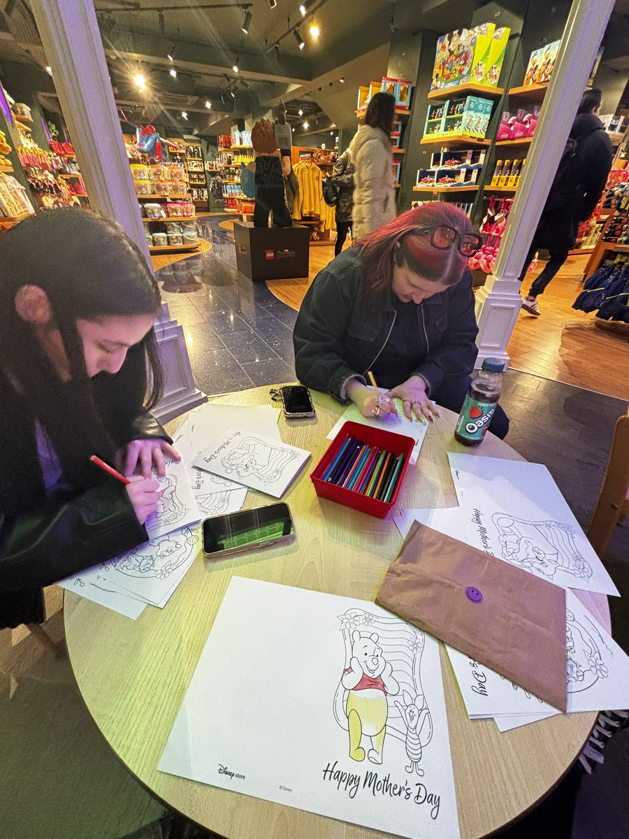 Toni🪩🎧 tweet media