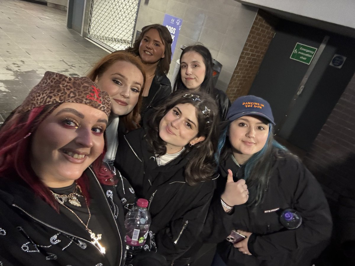 Toni🪩🎧 tweet media