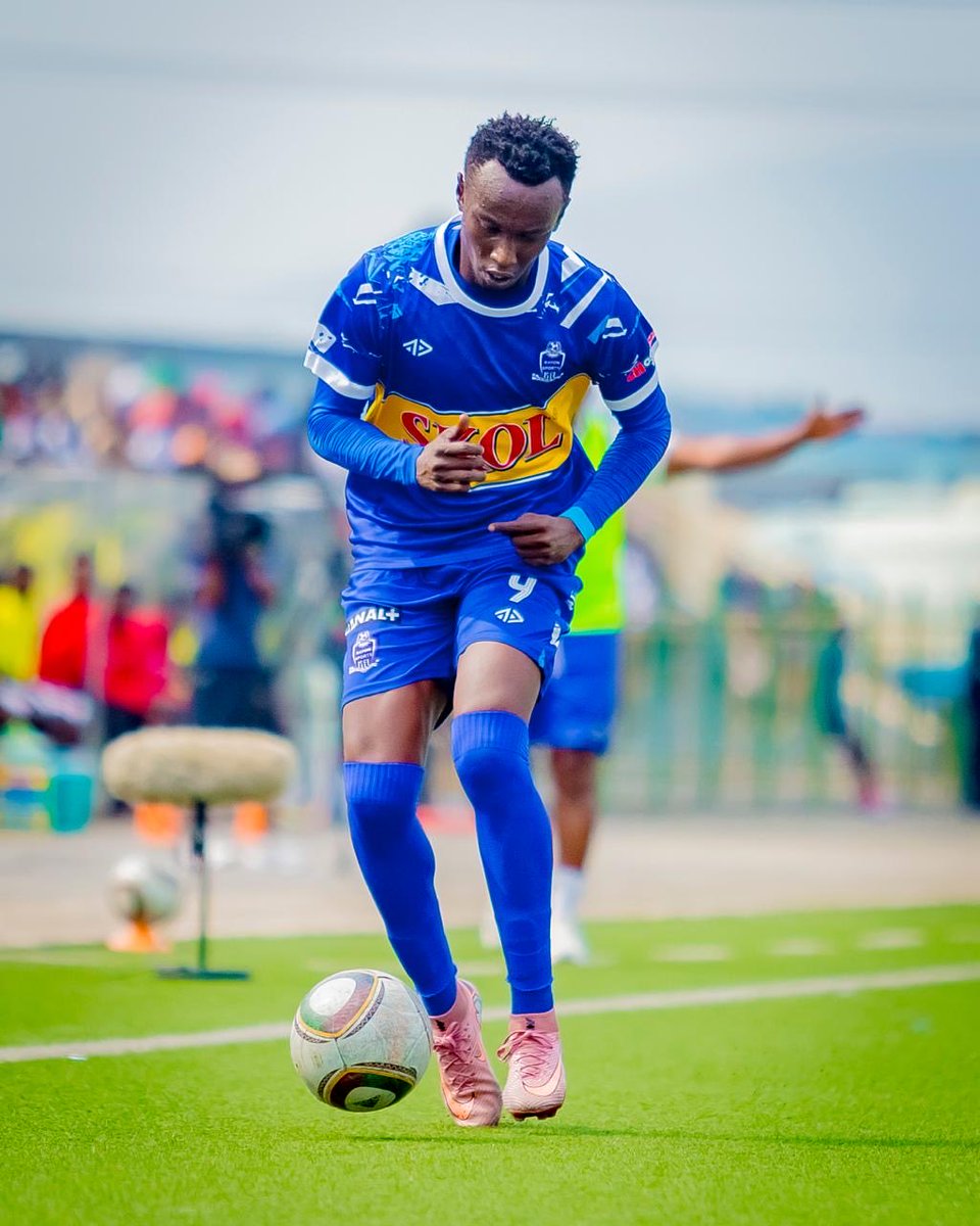 rayon_sports's tweet photo. #RPL || #ETRAY

21’

Etincelle 0-0 Rayon Sports https://t.co/HW3CRcJZ80