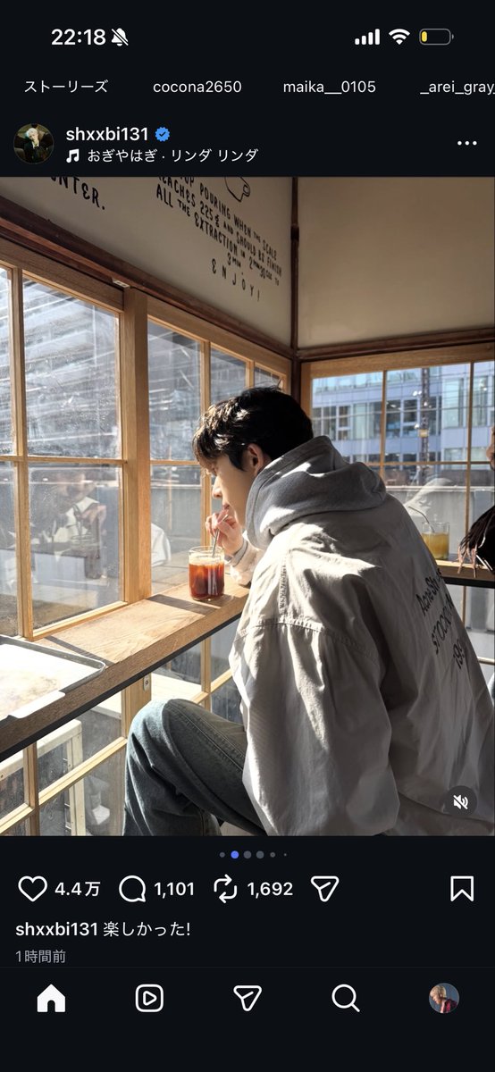 tomococo621's tweet photo. どこのカフェですか！ https://t.co/1HAt8cZsJc