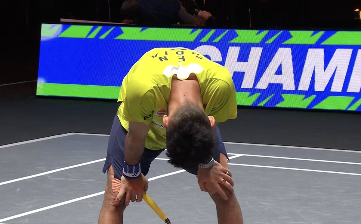 Vinayakk tweet media