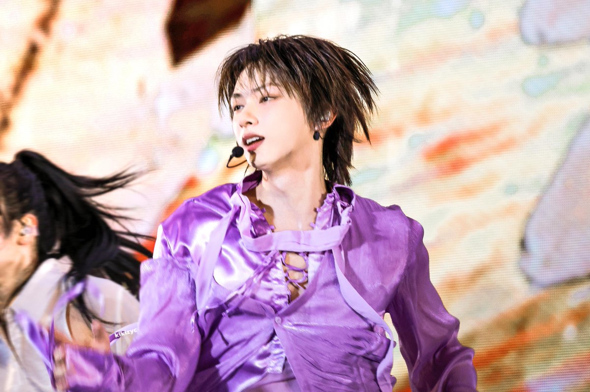 준의 새로운 아름다움
영원히 사랑하는 제미니

계정주님의 말씀이 너무 와닿아요🥹
cr: xhslink.com/o/44v0k3dillV