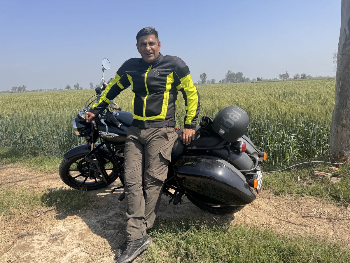 yehhaimore's tweet photo. #villagelife 
गाँव चले हम 
#jaijawan #jaikissan https://t.co/mrZ2zR1hLE
