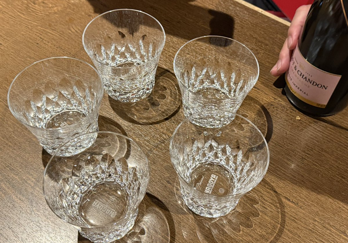 きりん🦒Qilin 키린 tweet media