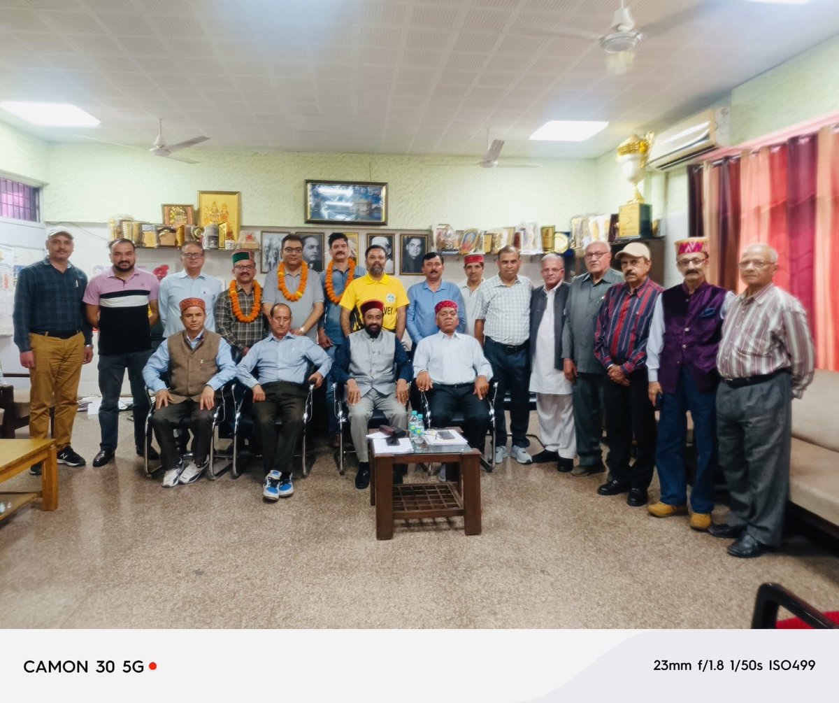 HMSChd's tweet photo. #मार्च #2026 की मासिक बैठक का आयोजन #हिमाचलमहासभा #himachalmahasabha #चंडीगढ #chandigarh मे सैकटर-42 में सम्पन्न हुई.
जिसमें आने वाले महीनों मे किये जाने वाले कामो के बारे बिचार विमर्श किया गया. https://t.co/6dHO9Rg6Ip