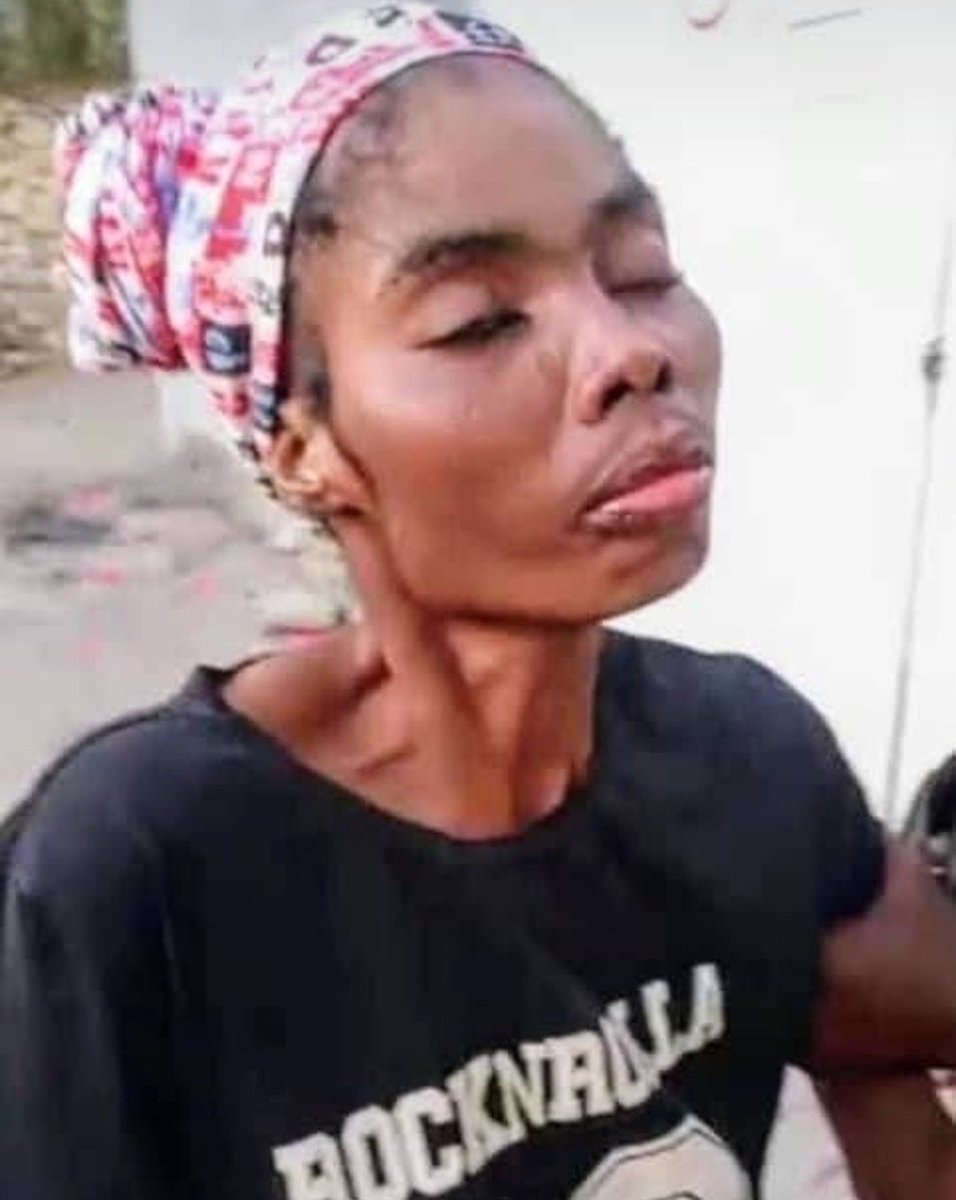 DEudras's tweet photo. Nan okazyon 8 mas la, nou voye senpati nou bay tout fanm ki viktim zak vyolans, ensekirite, enjistis, mizè, chomaj, move moman... kwè nan tèt nou, kwè nan Bondye, kwè nan demen, kwè nan lite chak jou paske yon jou solèy sekirite, lajistis, respè va leve pou lavi reboujounen.🧡🇭🇹 https://t.co/V20YrLXUJg