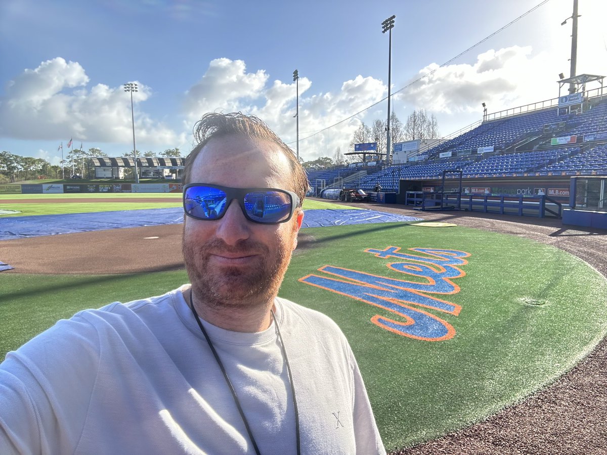 Evan Roberts tweet media