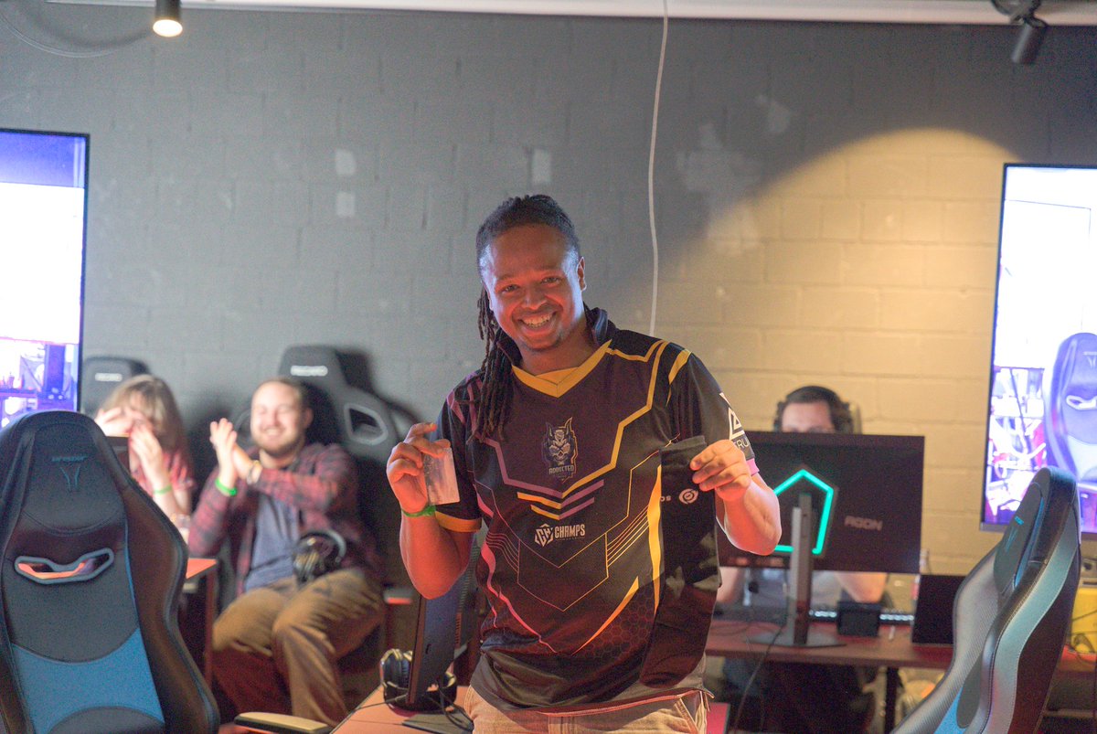 SOS Esports tweet media