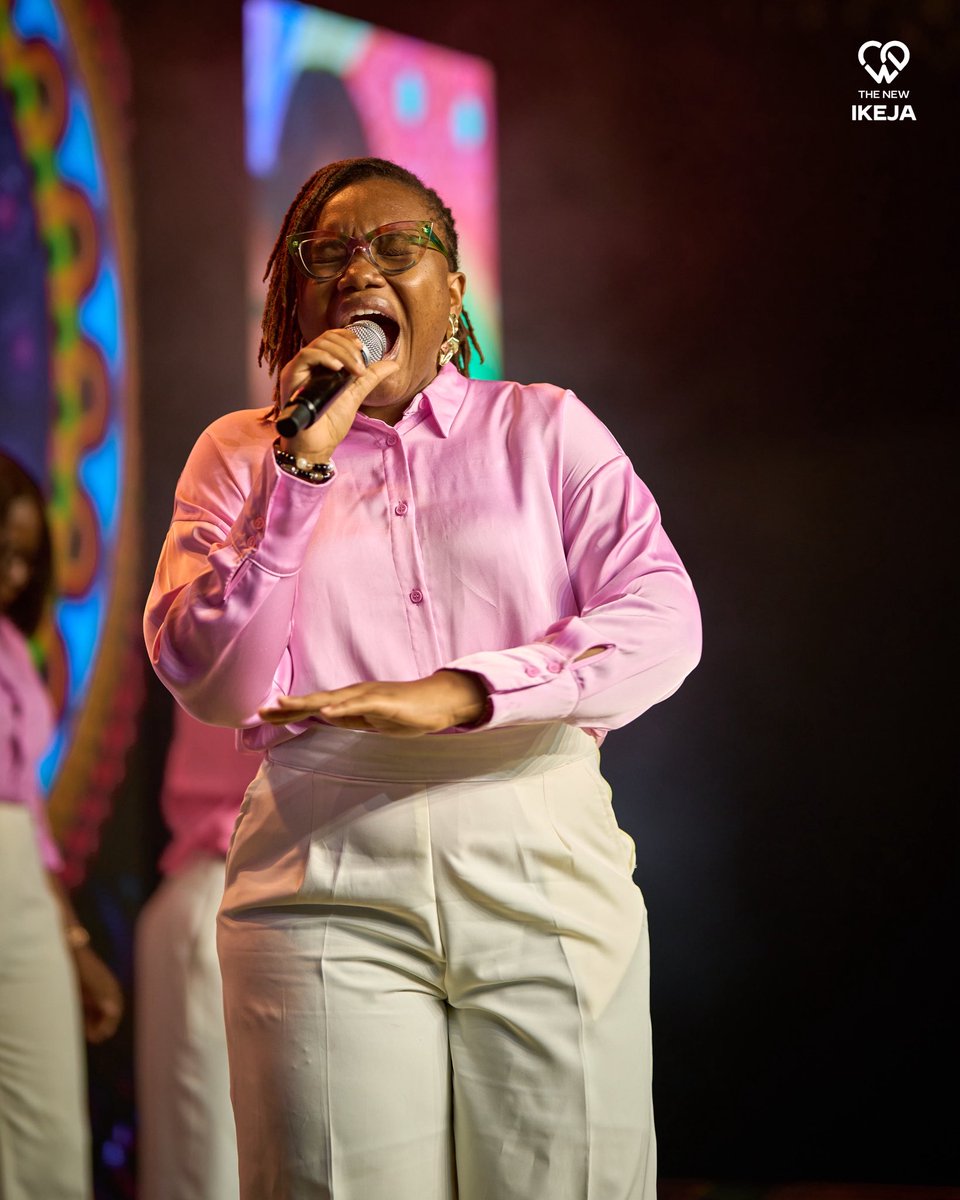 TheNew_ikeja's tweet photo. In worship, we lay everything at His feet, and we are reminded that His presence changes everything.
#HeartMatters
#WeAreTheNew
#ILoveThisChurch https://t.co/n9j6DJ1fRx