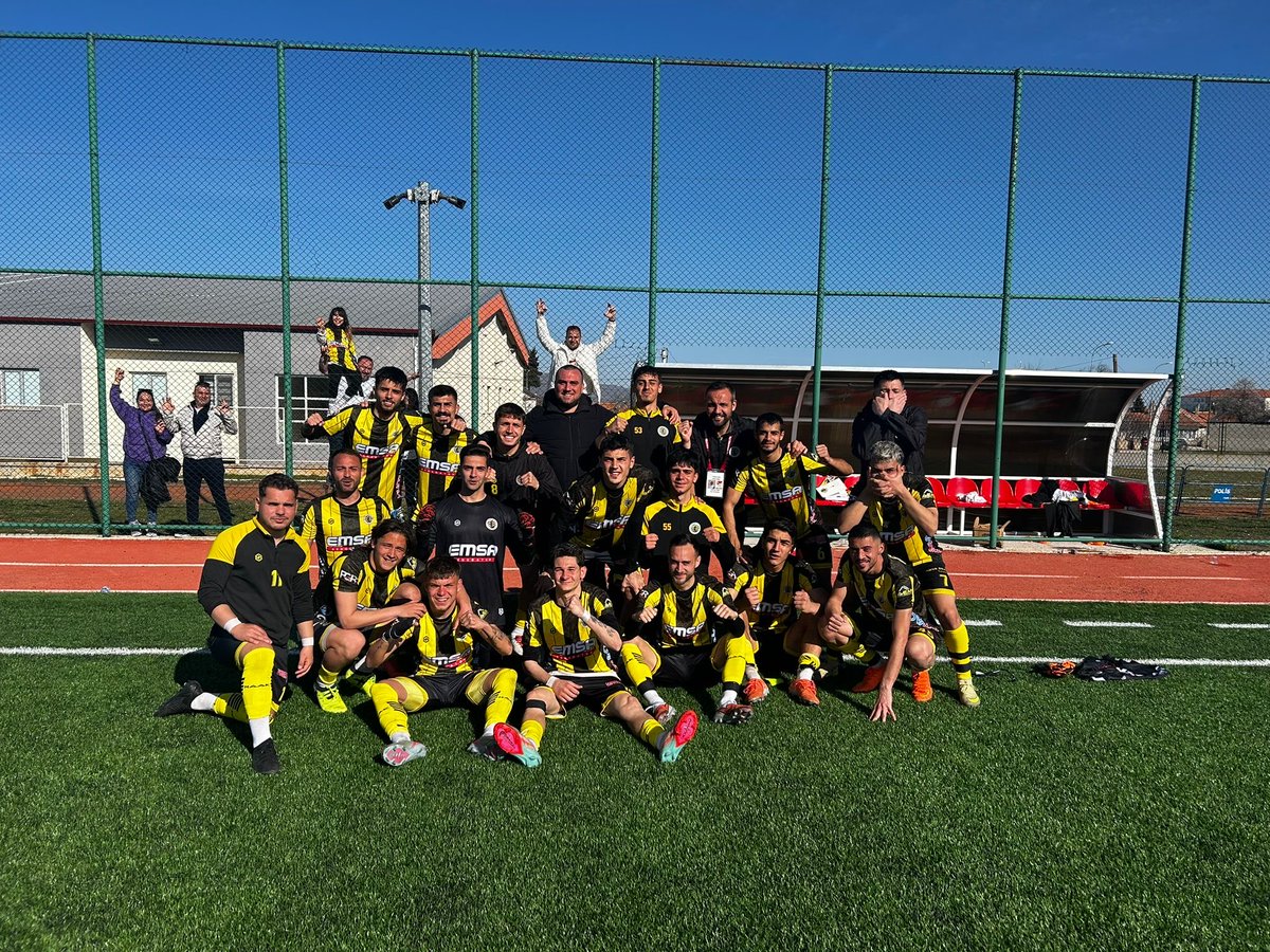 hasanulusoy__'s tweet photo. 3 maç 3 galibiyet! Adım adım güzel günlere!! 
Eşme Bld 0-2 2 eylül 

👀🫵🏻💛🖤 https://t.co/Acs3Y5DqSx