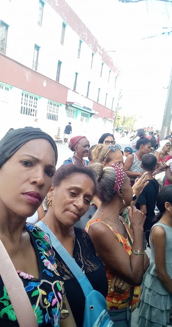 Nuestros educandos en el sábado palmero con una variada actividad cultural en homenaje al Día Internacional de la Mujer. 
#DGEPalmaSoriano
#Mujer
#CubaMined