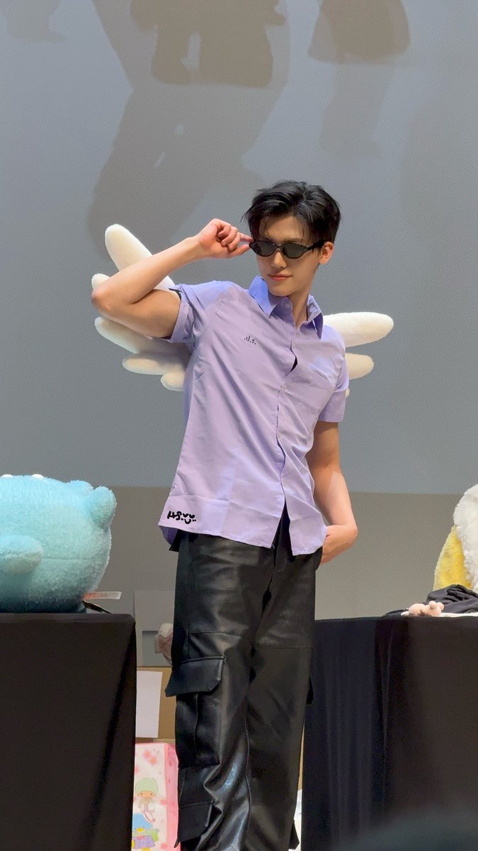𝙮𝙤𝙪𝙧 𝙛𝙖𝙩𝙝𝙚𝙧 tweet media