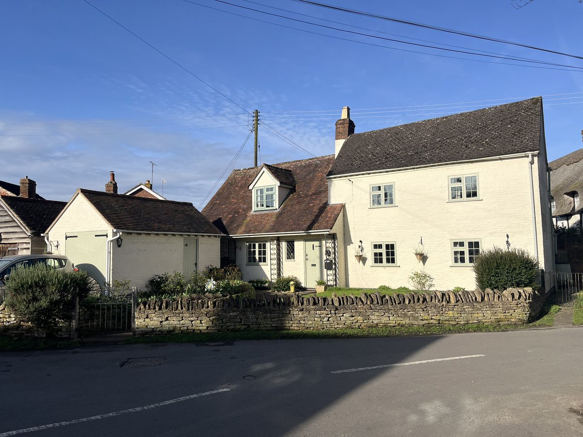 Helen Russell tweet media