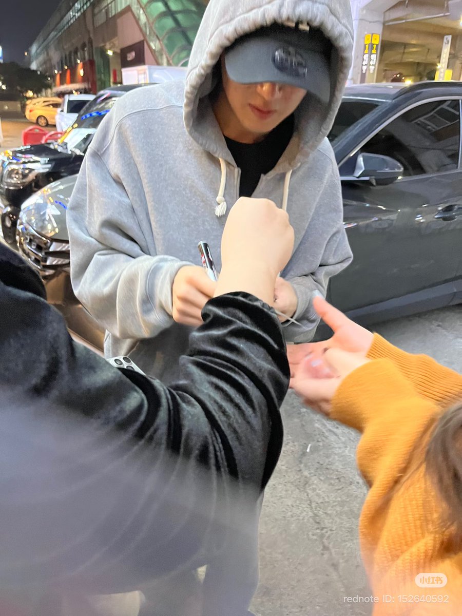동담 #TASTE tweet media