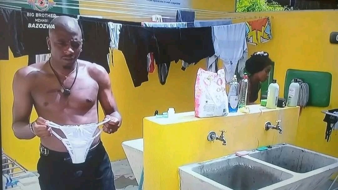 Liema's Bells and Whistles 🔔🌸 tweet media