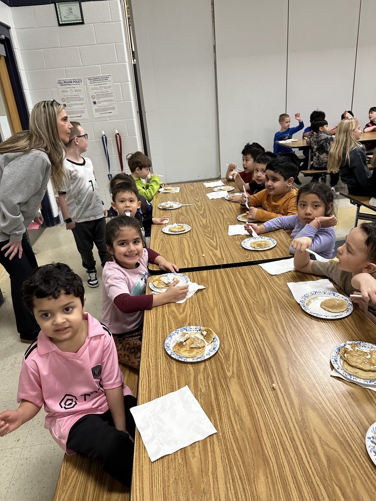 Tracey's Elementary tweet media