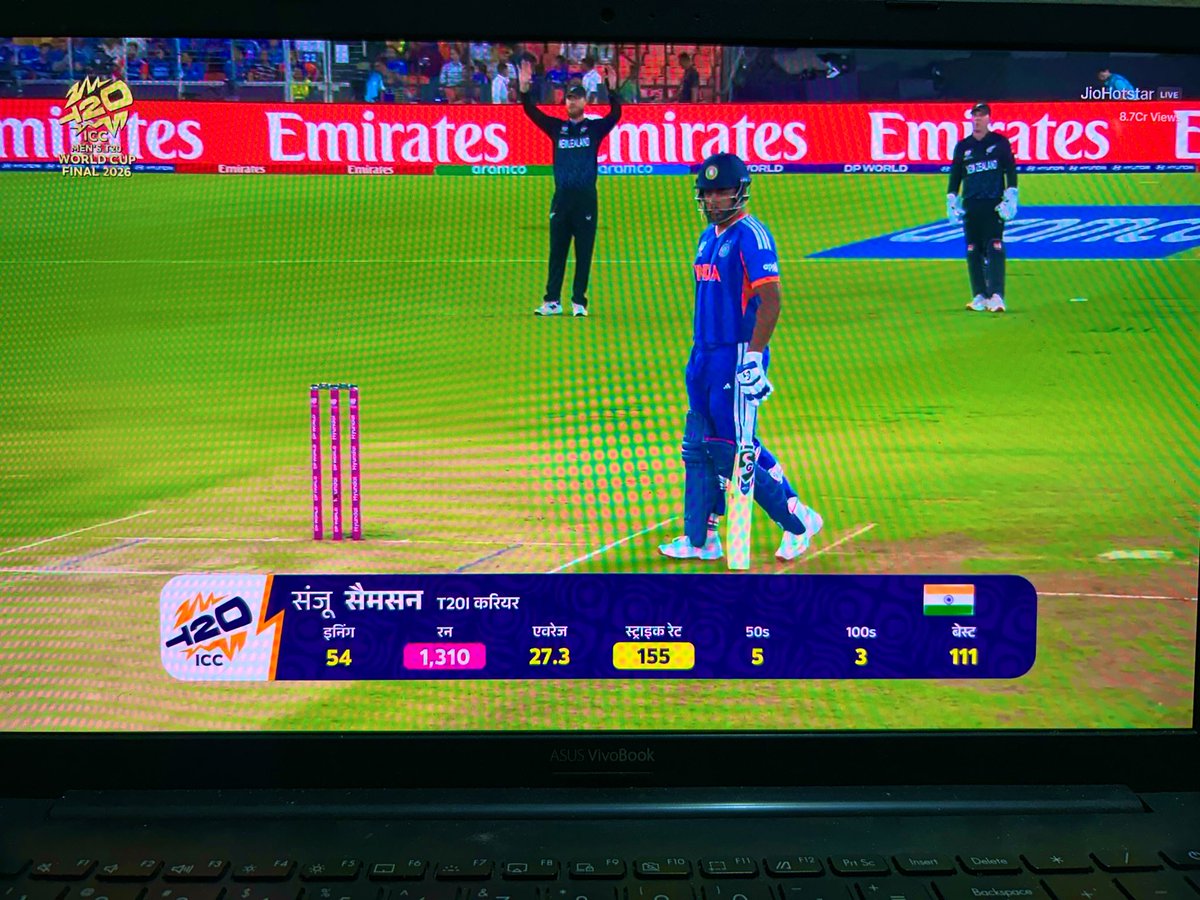 Aaka08Singh's tweet image. Blue jerseys, packed stadium, and that first delivery. The wait is finally over! 🇮🇳🏏 Let’s go, Team India! #INDvSL #BleedBlue #T20WorldCup2026final