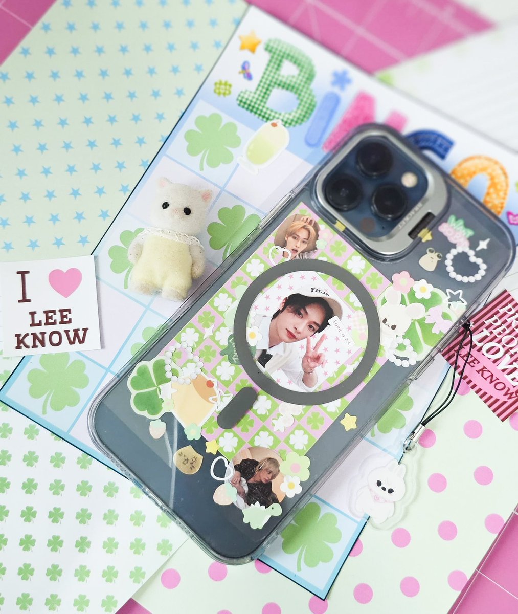 Sophi deco 🍀🪽🫧

Fiz com coisinhas do clube mensal ♡. . .