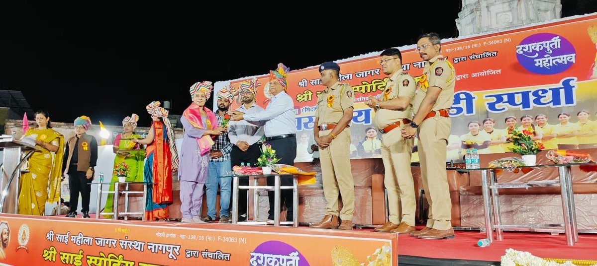 IPSBhushanKumar's tweet photo. Felicitated the women police personnel on the eve of the International Women’s Day at Nagpur organised by Sai Sporting Club. https://t.co/8ax7WcKOn7