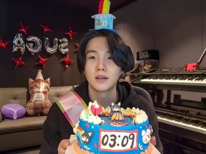 RT &amp; REPLY 

HAPPY SUGA DAY
HAPPY BIRTHDAY YOONGI
#HappySUGADAY
#HappyBirthdaySUGA
#HappyBirthdayYoongi
#OurFirstLoveSUGA
#SUGAOurSweetness
#LongLiveKingAgustD
#HappyBDayMinPD
#DaeguWordsmithDay
#YoongiOurRockstar
#해피슈가데이