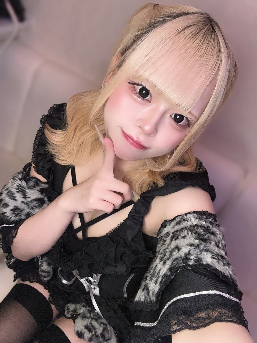 evolmk's tweet photo. にやんｃ^>ᜊ<^っ https://t.co/dlzYhPyeMo