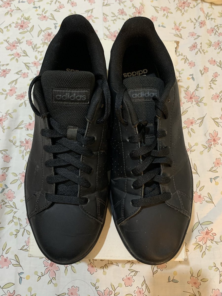 Quirkyalon's tweet photo. preloved adidas advantage ori
size: 42
warna: hitam
price: 350k (nego)
baru dipake dua kali. bisa lewat oyen https://t.co/iSjkkGidPQ