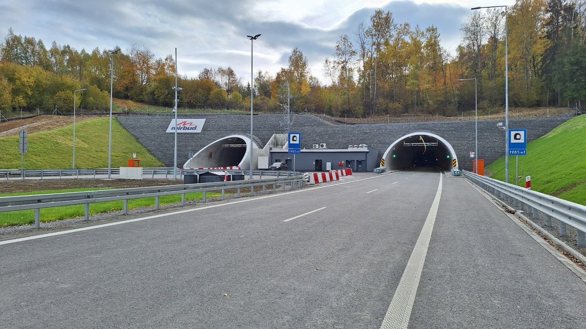 Piotr Piestrzyński tweet media