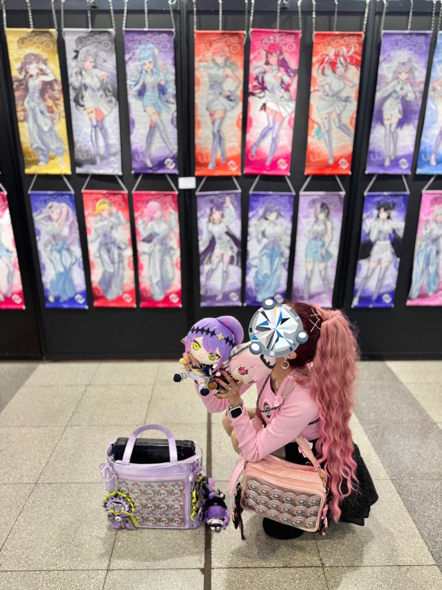 crazy_m_717's tweet photo. 今年もこの場所におれて幸せやった😢💞✨去年のfesでは推し達がそれぞれメドレーを歌ってくれて各ソロライブにも足を運べて今年はWでトリを飾る姿を見れて…！もうただただ感無量。(ただし今年に関してはどう考えても同時に追う目が足りひん問題発生)現場で輝く推しに会える感動is銀河イチ ありがとう https://t.co/im1qA5ifzB
