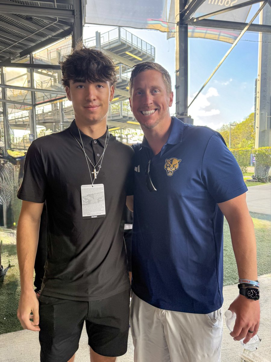 Cruz James tweet media