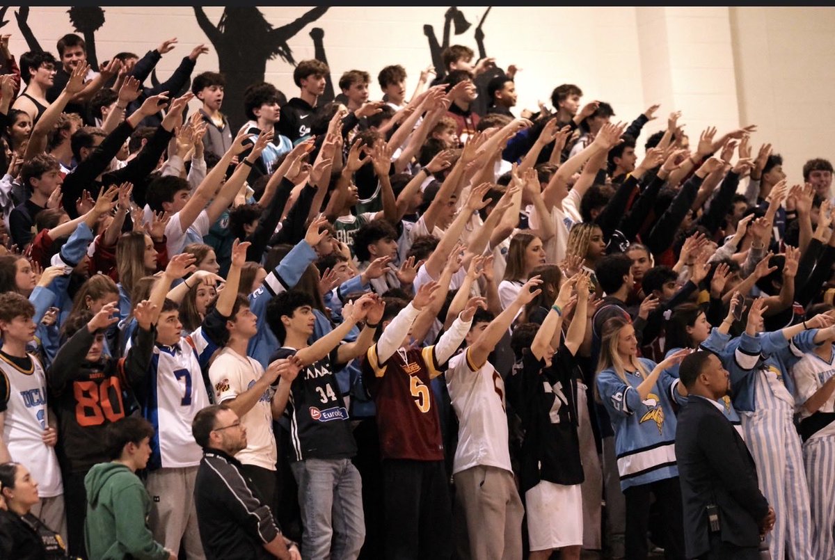 WhitmanBB's tweet photo. Whitman will play CH Flowers this Tuesday at 6:30 pm at Wise HS in PG County in the MD 4A State Semifinals. Come out and support the Vikes! We would love for a big crowd to make the trip!! #VikesBaby @CapitolHoops @MCPSAthletics @MCPS https://t.co/VqHKsZ8QOV