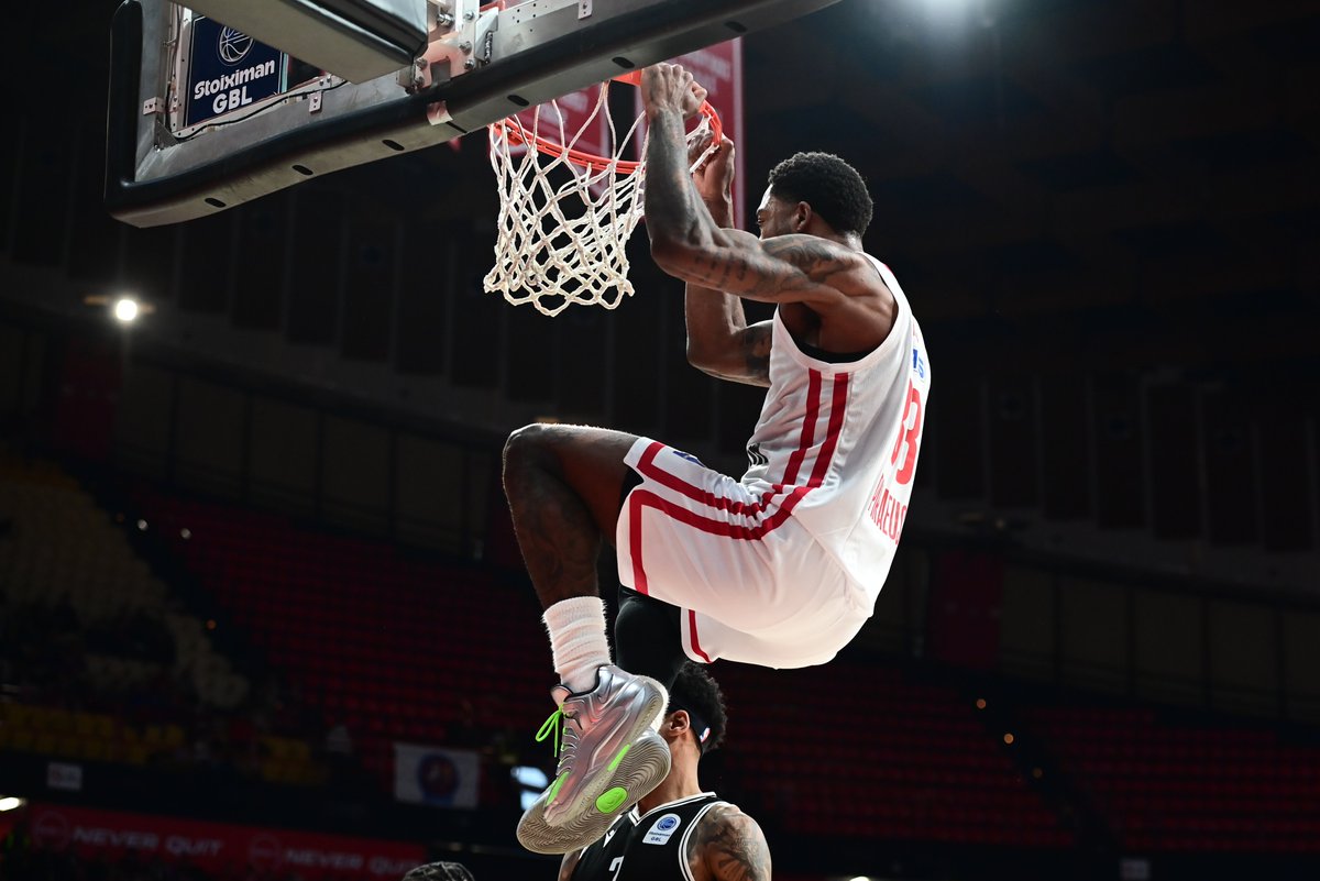 Olympiacos_BC's tweet photo. 📸 #OlympiacosBC - PAOK BC 100-73
More pics ➡️ https://t.co/mEZ65ndhcJ
#OlympiacosBC #WeAreOlympiacos #TogetherWeFight https://t.co/32hTXPglLI